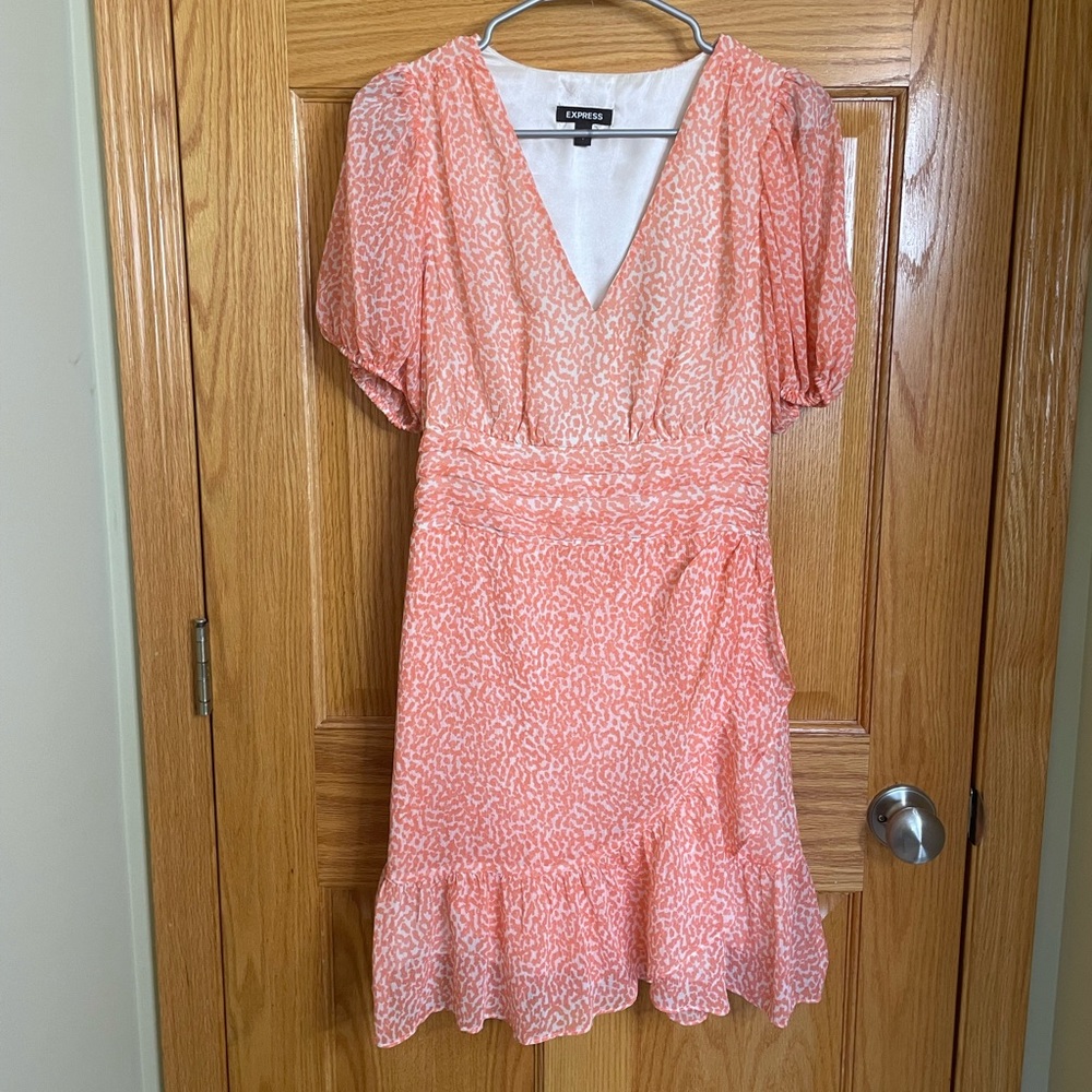 Pink and white ruffle express dress